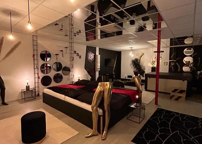 L'escapade Sensuelle - La D'epernay Lägenhet *